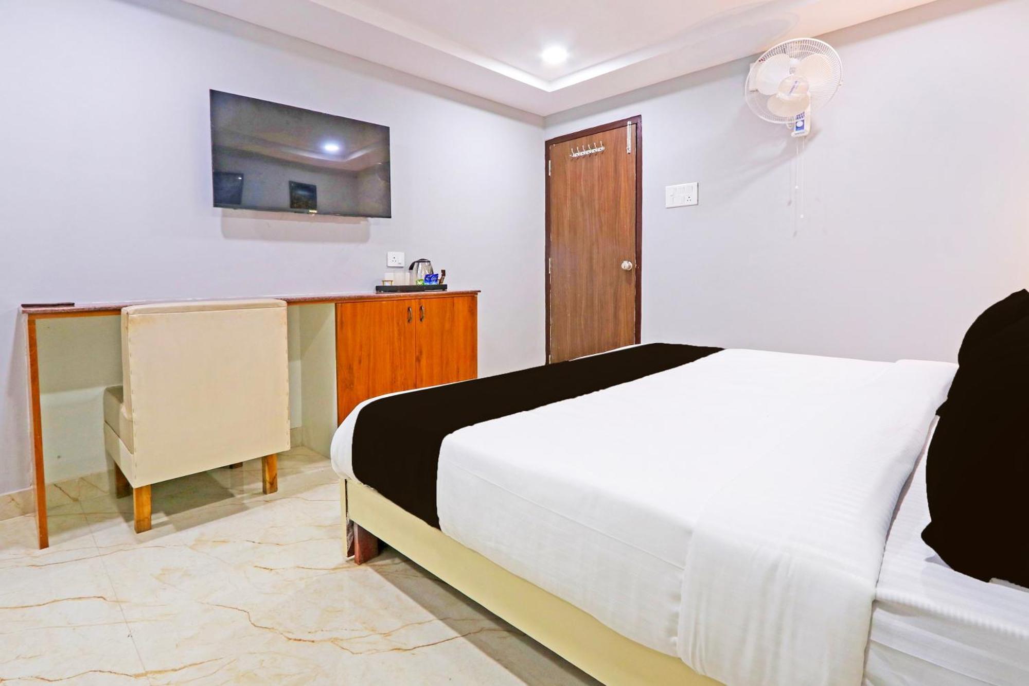 فندق Super Townhouse Qualia Elite S R Nagar حيدر أباد المظهر الخارجي الصورة